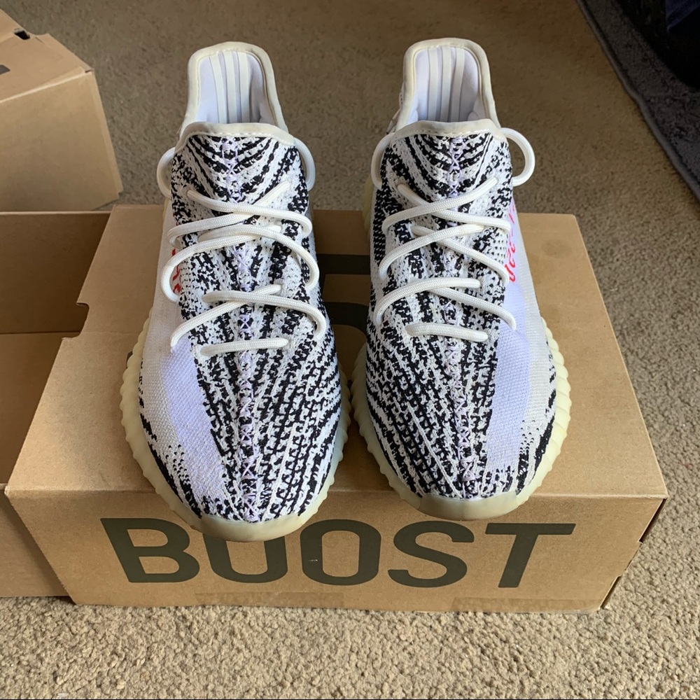YEEZY BOOST 350 V2 zebra